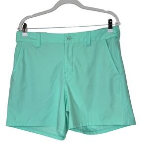 Huk Performance Shorts Light Green Mens Medium